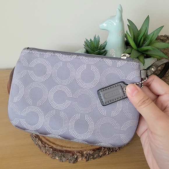 Gray Coach Wristlet Bag Dotted ART NWOT Coin Bag - Picture 1 of 4